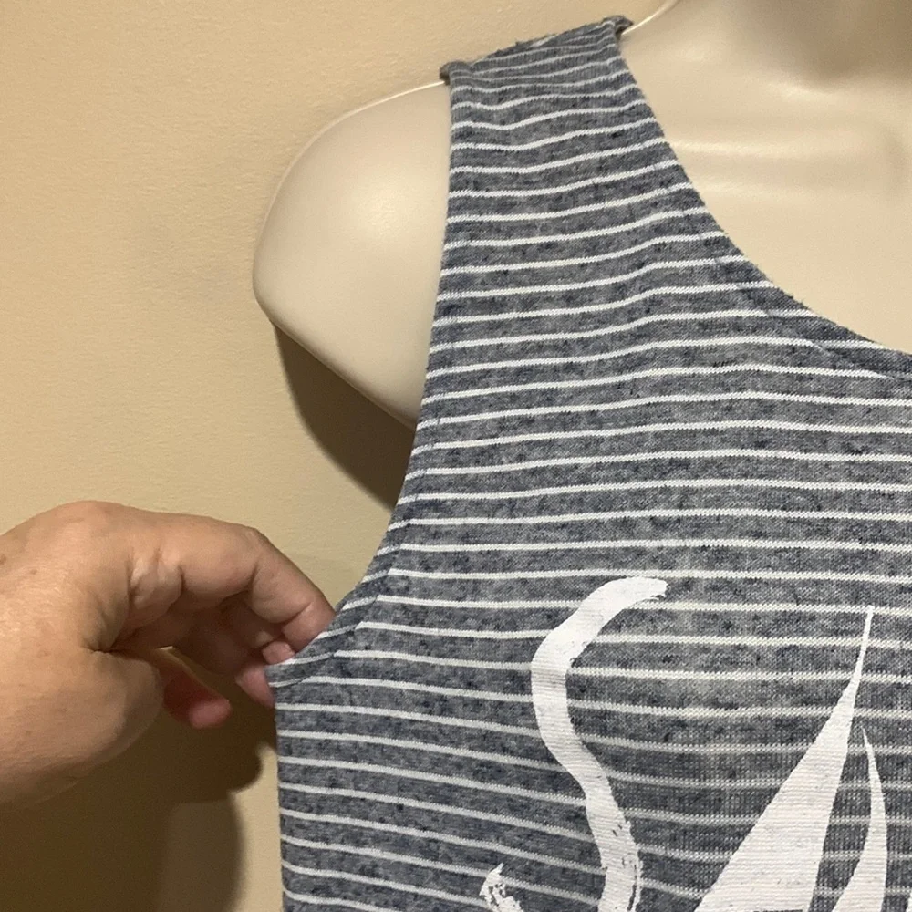 W5 top - Picture 4 of 7